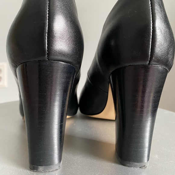 Isola Rosalie Black Leather Pumps Sz 9.5 - Picture 4 of 8